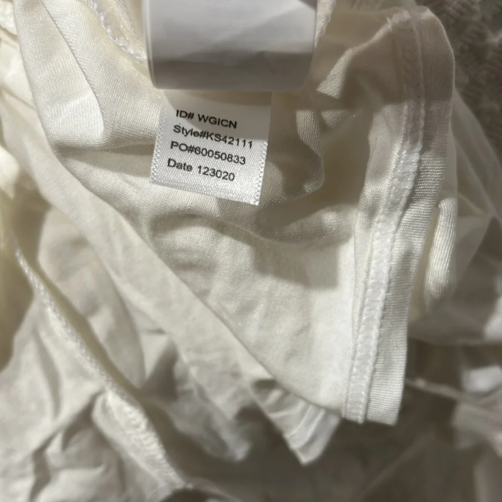 Kate Spade lace trim Mrs robe, size‎ XS/S, NWT